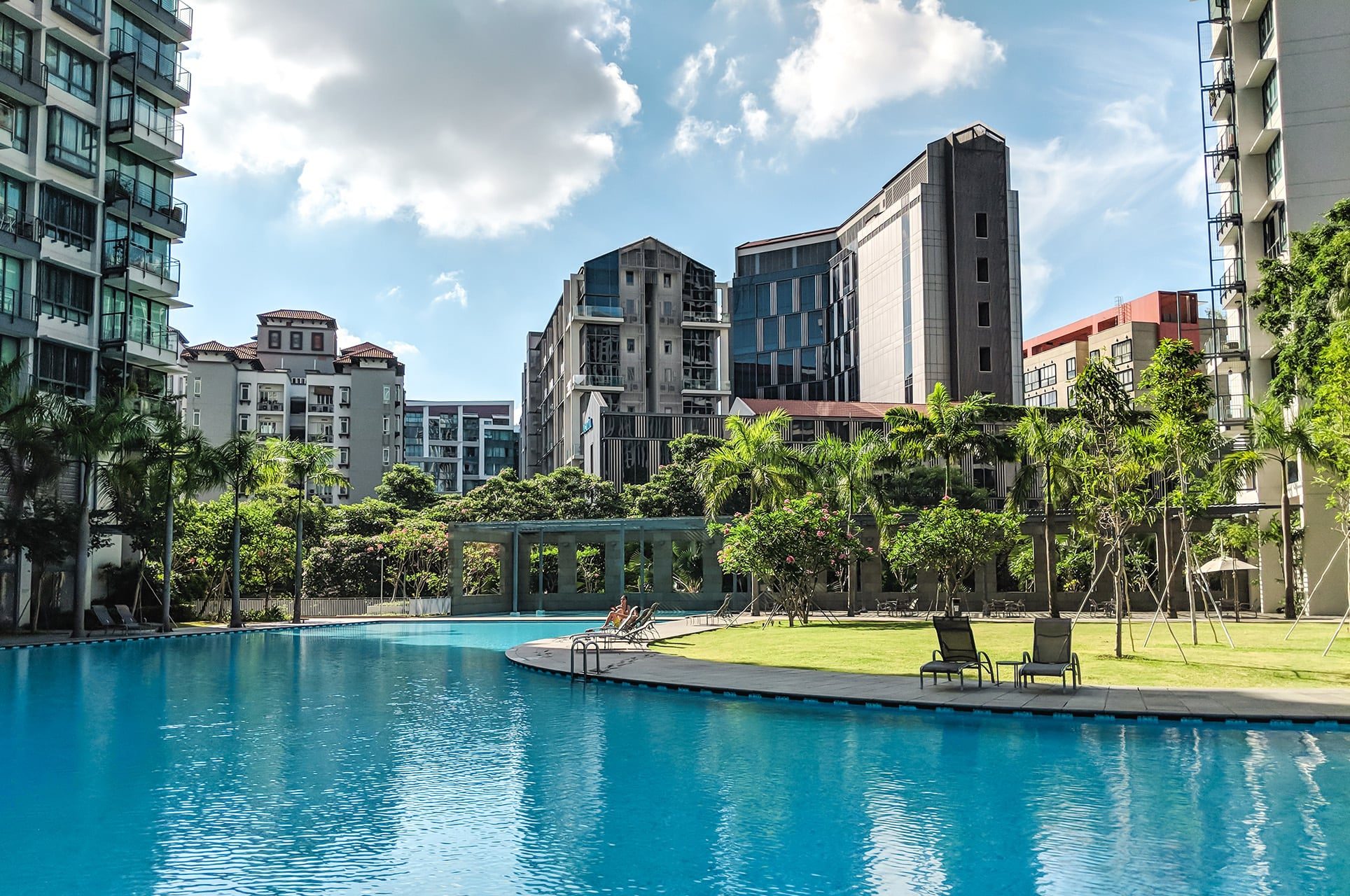 Many condominiums offer facilities such as pools, tennis courts and gyms. Photo: Stacked Homes