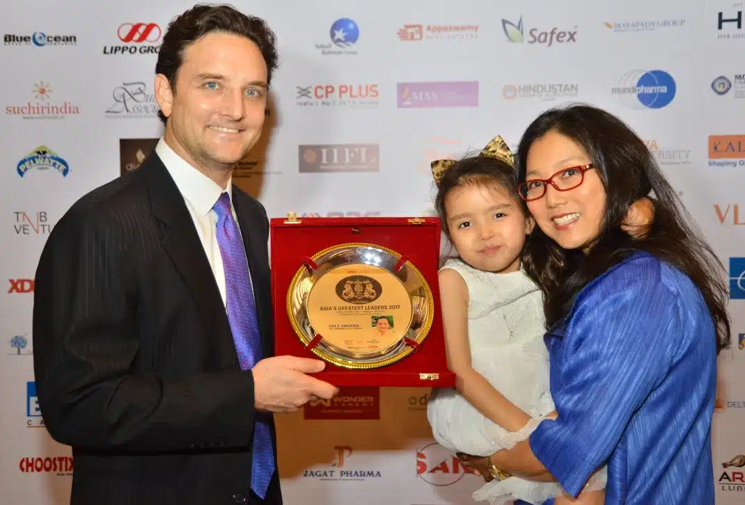 Cole receiving an Asia’s Greatest Leaders award from AsiaOne in 2017.