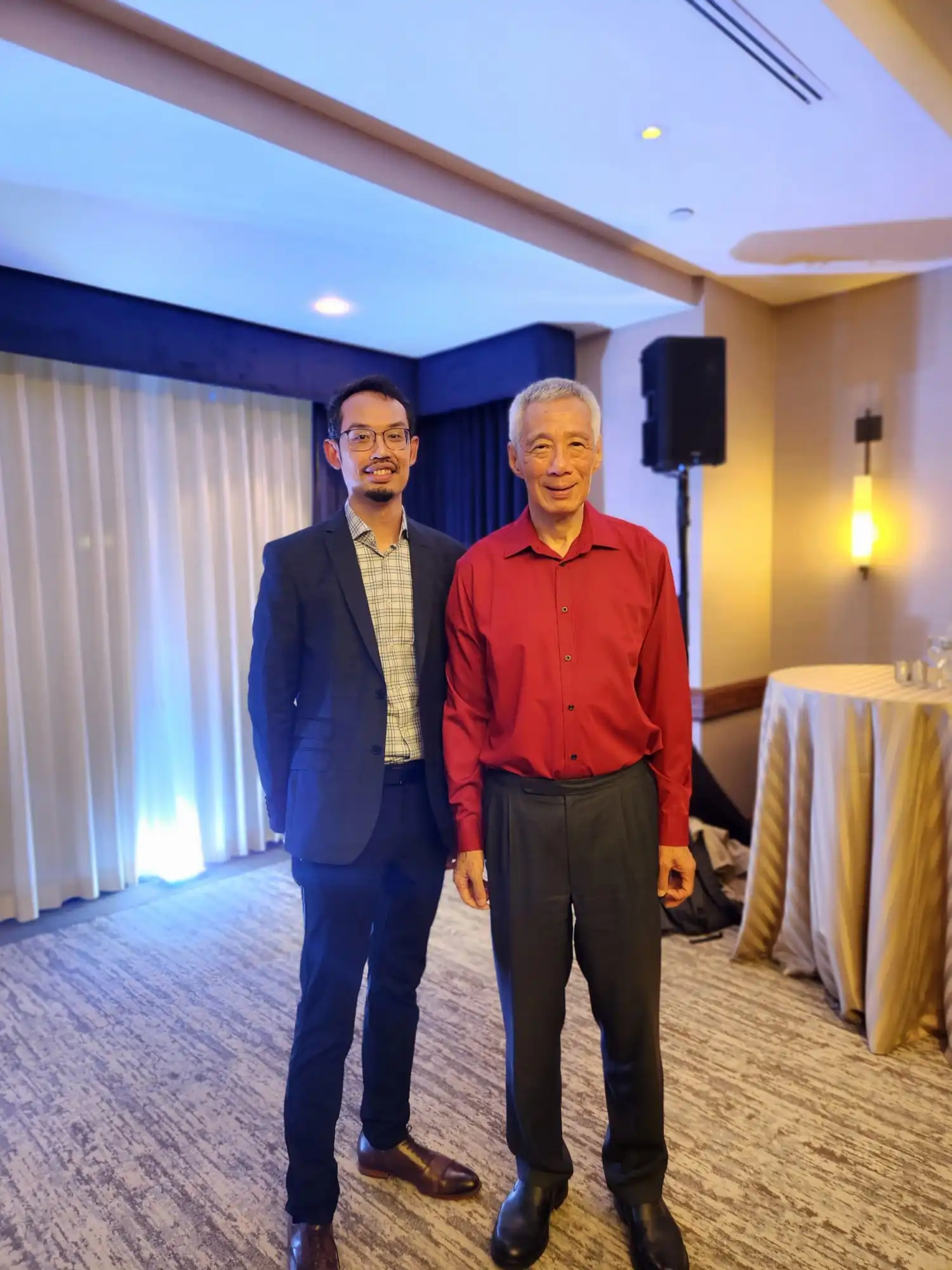 Izzuddin at a Singapore Global Network event with Senior Minister Lee Hsien Loong.
