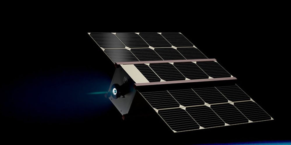 In January 2022, Aliena deployed the first-ever Hall thruster to power a nanosatellite.